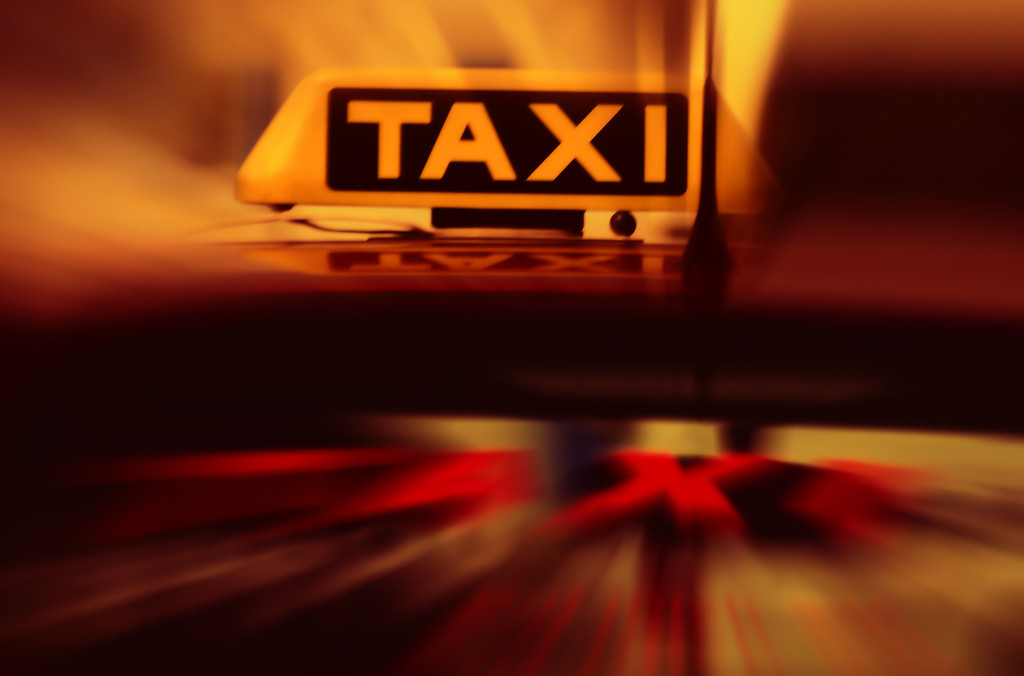 出租車市場(chǎng)將因?yàn)榛ヂ?lián)網(wǎng)的介入而發(fā)生改變