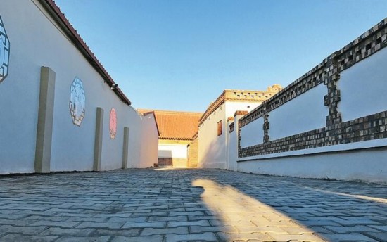 內(nèi)蒙古一大批各具特色的旅游小城鎮(zhèn)正在如火如荼的發(fā)展中