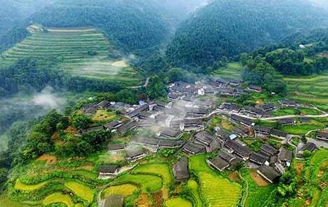 湖南湘西十八洞村在精準(zhǔn)扶貧、鄉(xiāng)村振興、美麗鄉(xiāng)村建設(shè)上走在前列